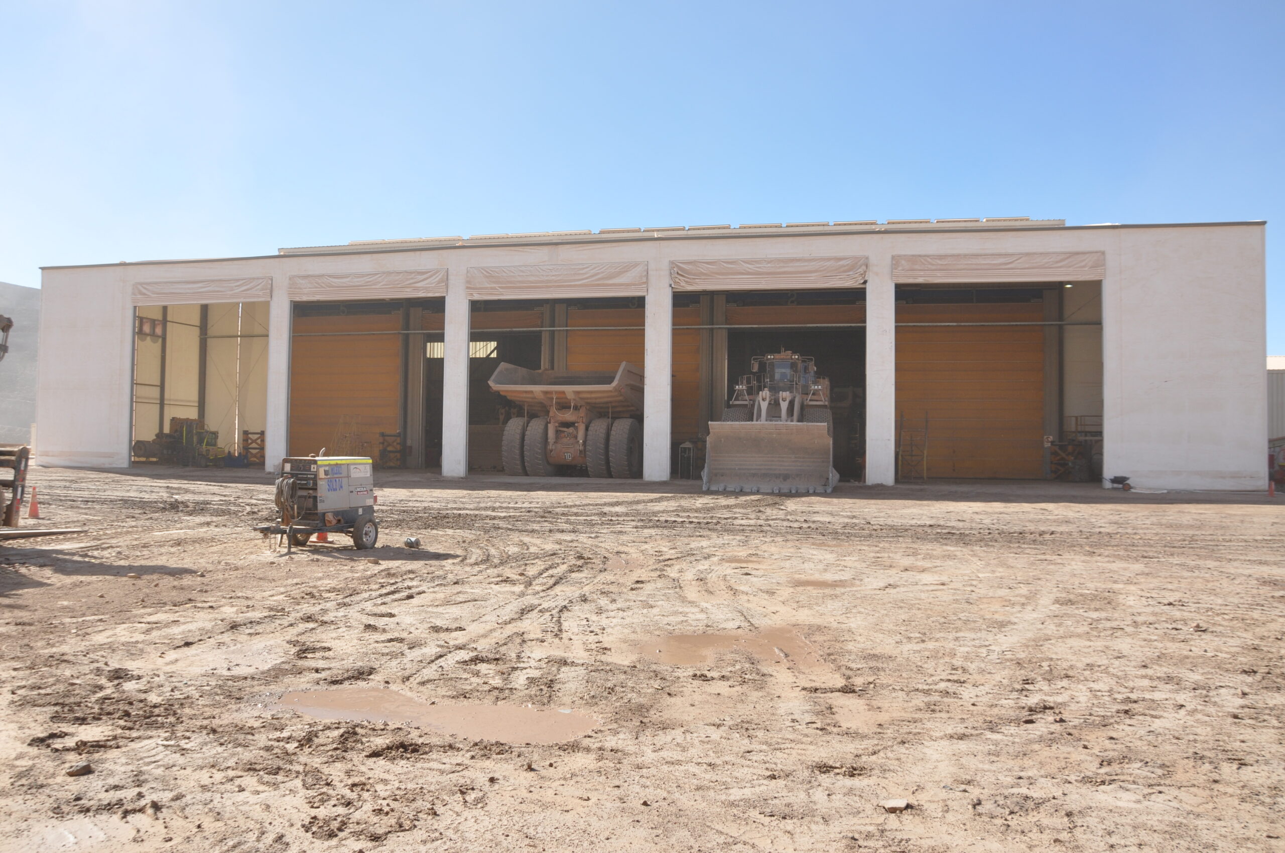 PAW Maxi Large Hangar Door for trucks in Mining Operation Field